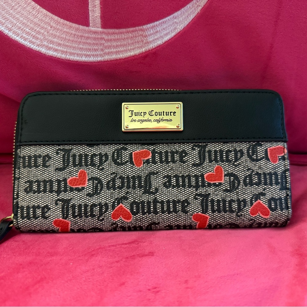 Juicy Couture Black and Red Heart Zip Wallet